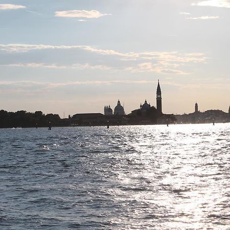 Appartamento Calle Dei Preti Venedig Exteriör bild