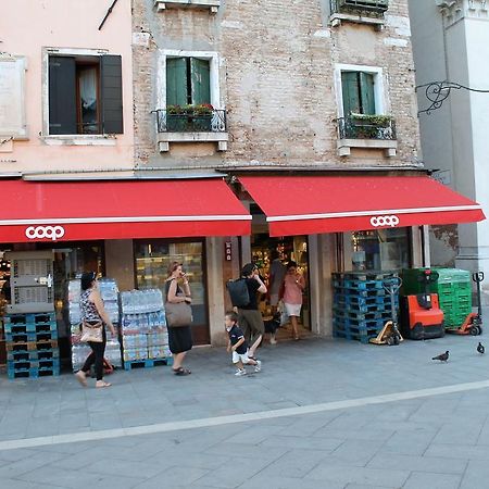 Appartamento Calle Dei Preti Venedig Exteriör bild