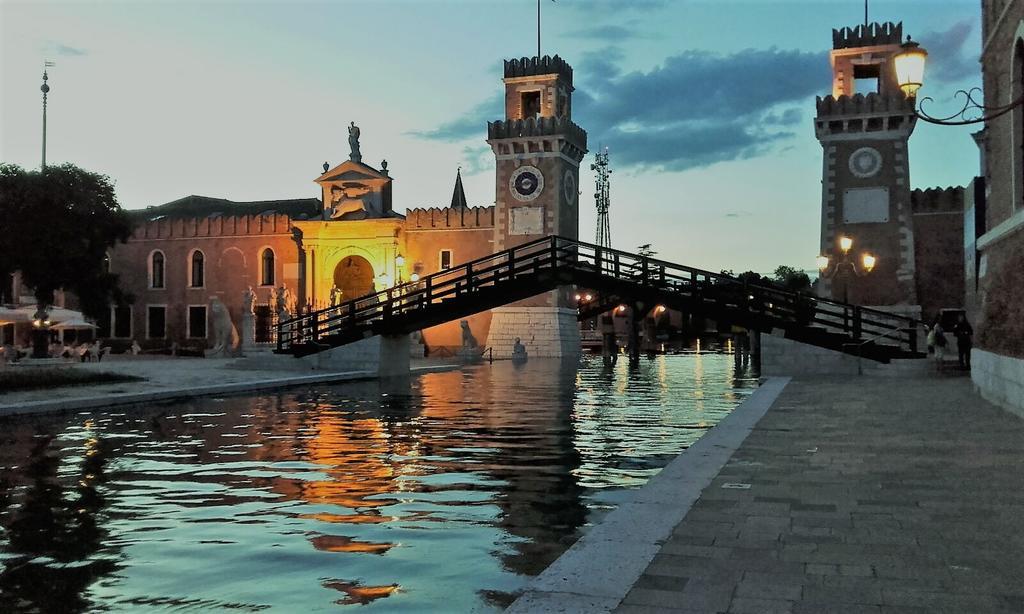 Appartamento Calle Dei Preti Venedig Exteriör bild