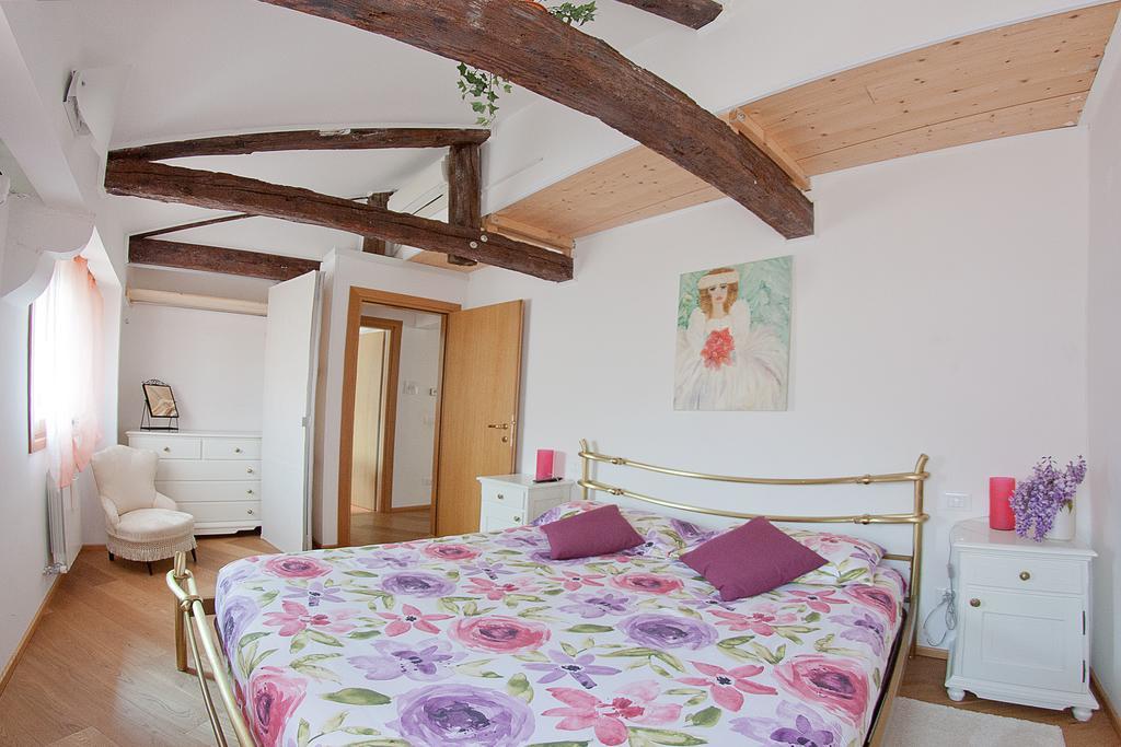 Appartamento Calle Dei Preti Venedig Exteriör bild