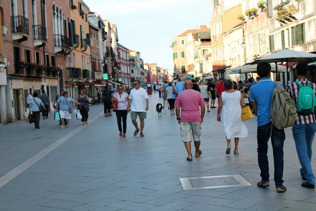 Appartamento Calle Dei Preti Venedig Exteriör bild