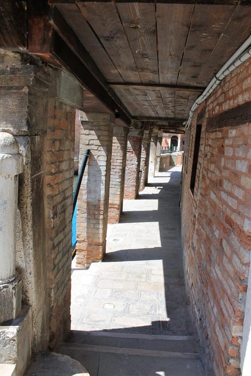 Appartamento Calle Dei Preti Venedig Exteriör bild