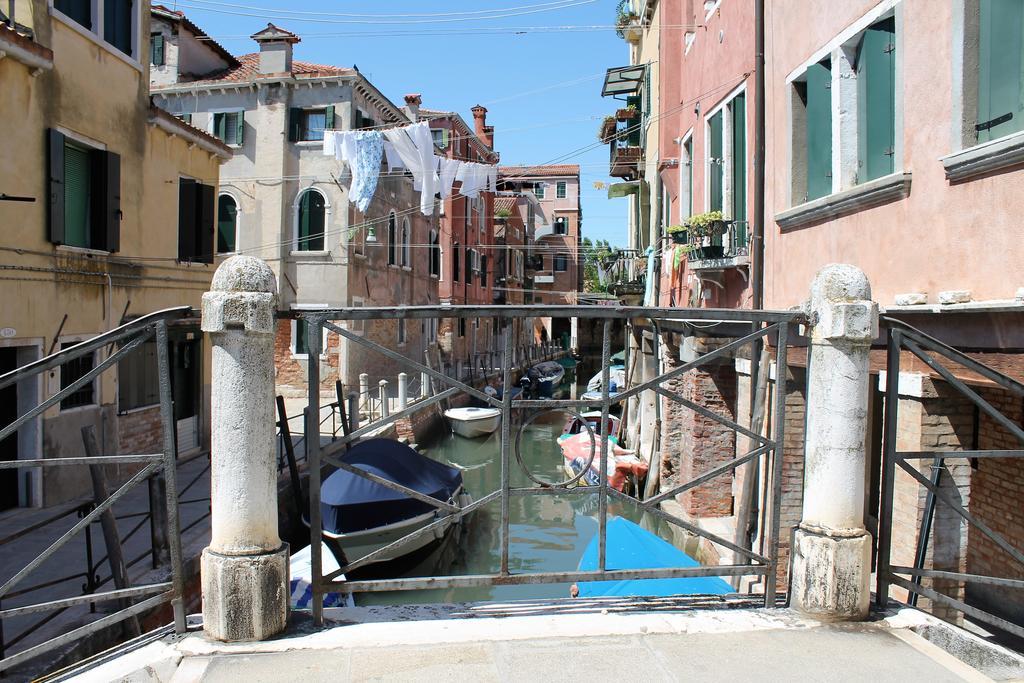 Appartamento Calle Dei Preti Venedig Exteriör bild