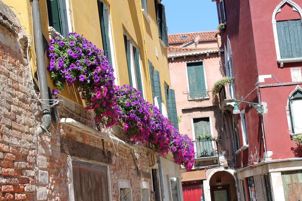 Appartamento Calle Dei Preti Venedig Exteriör bild